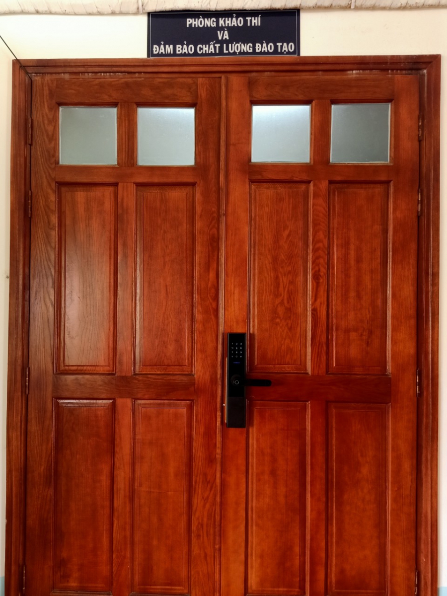 Lắp đặt khóa cửa vân tay EUROLOCK S8 tại Quận 3, Tphcm