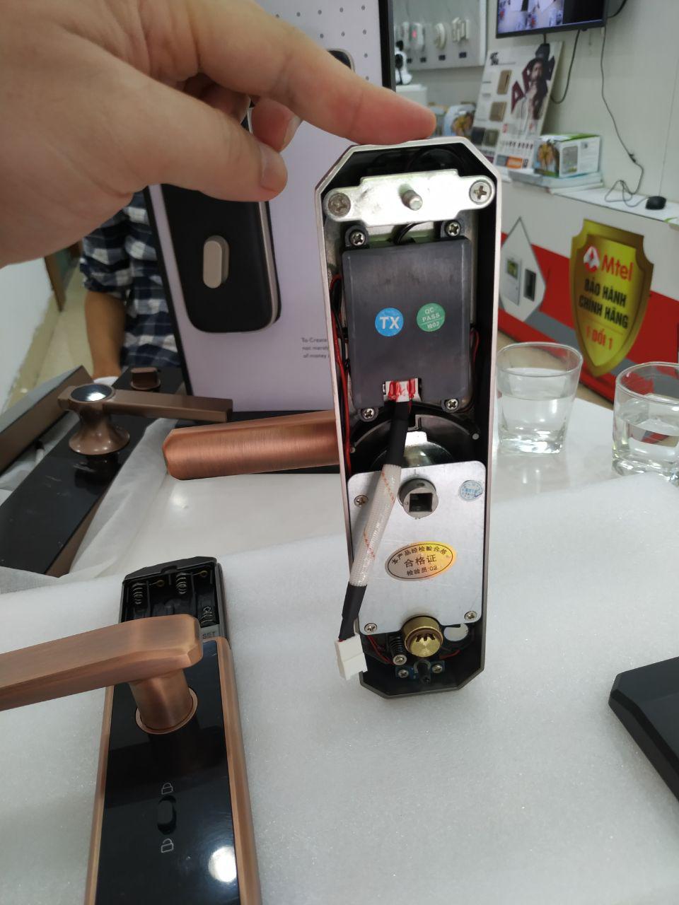 Khóa cửa vân tay là gì? Khóa cửa vân tay nào tốt nhất