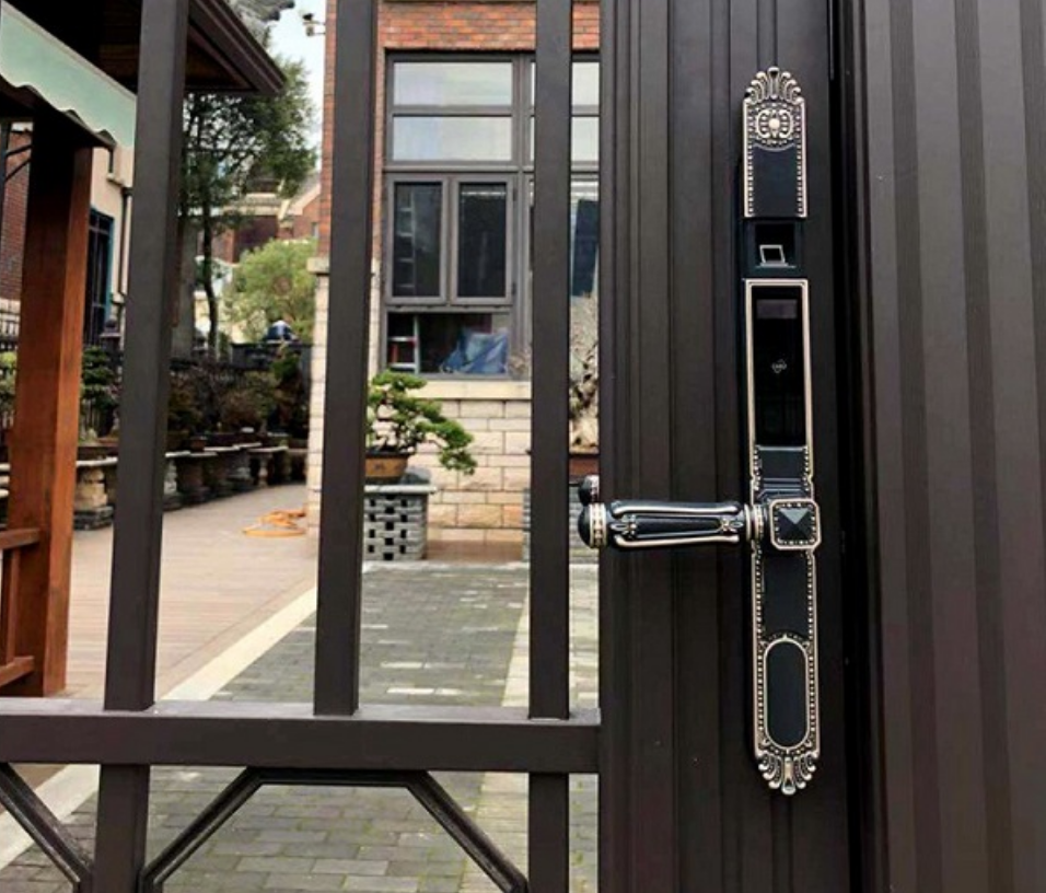 Mẫu khóa vân tay cửa sắt tốt nhất TPHCM và Hà nội