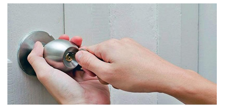 10 mẹo kéo dài tuổi thọ ổ khóa bền lâu không phải ai cũng biết